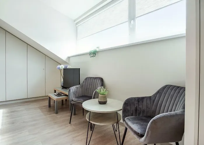 #stayhere - Light Views Loft Center *